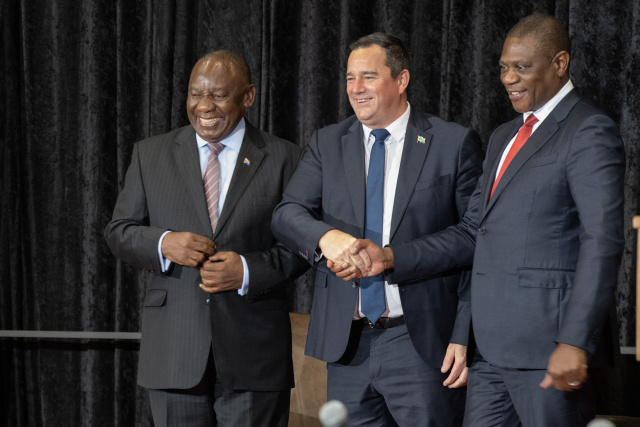 S.Africa inaugurates unprecedented unity government