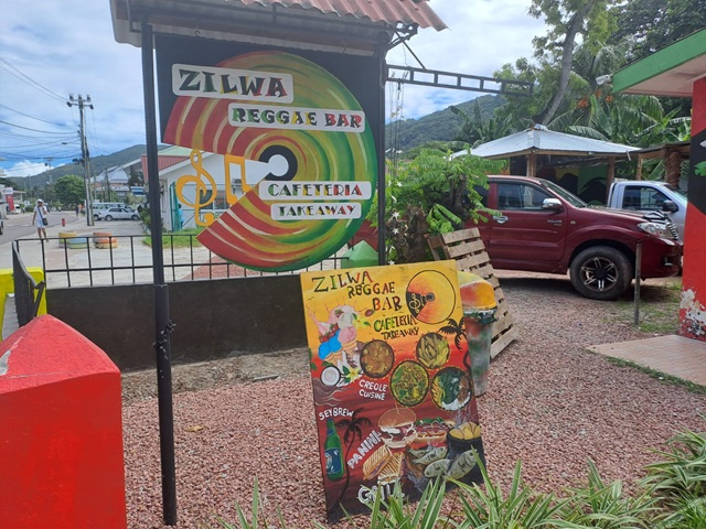 Zilwa Reggae Bar: Chilled vibes on Seychelles' Praslin Island