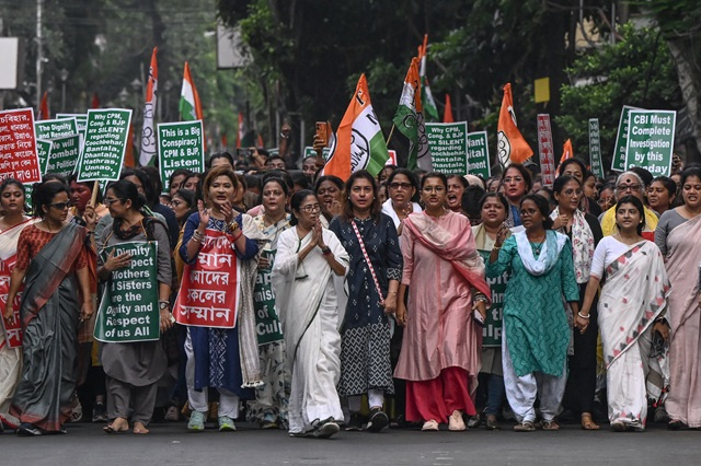 Inde : les femmes médecins expriment leur peur après le viol et le meurtre de l'une des leurs