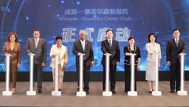 Seychelles' President launches direct and non-stop charter flight by Sichuan Airlines 