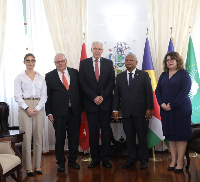 Outgoing Swiss ambassador discusses renewable energy with Seychelles' President 