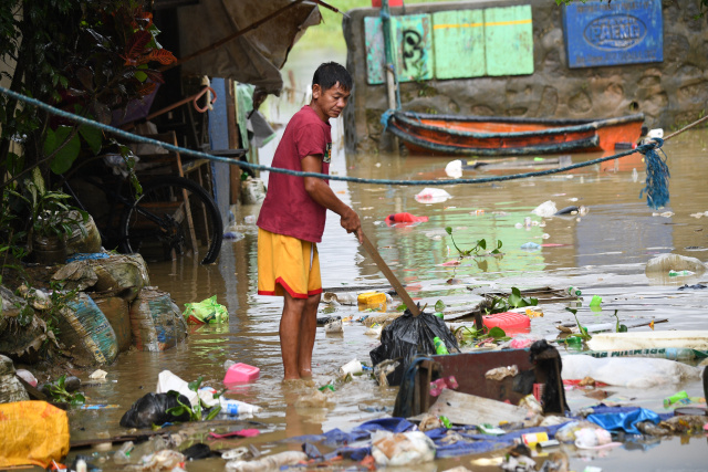 Hurricanes, storms, typhoons... Is September wetter than usual?