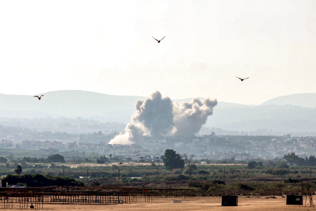 Hezbollah, Israeli forces clash ahead of expected Biden-Netanyahu talks