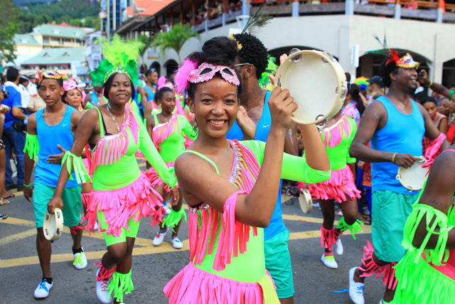 Culture in vibrant colours - 20 countries strut their stuff in Seychelles carnival  parade - Seychelles News Agency